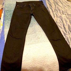 Men’s Levi’s 514 black jeans